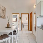 Apartment Spadici Mit 2 Schlafzimmern 300m Bis Zum