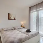 Apartment Spadici Mit 2 Schlafzimmern 300m Bis Zum Porec
