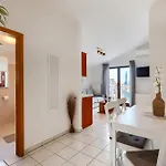 Apartment Spadici Mit 2 Schlafzimmern 300m Bis Zum Porec