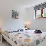 Spadici Mit 2 Schlafzimmern 300m Bis Zum * Porec