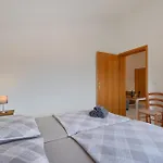 Apartment Spadici Mit 2 Schlafzimmern 300m Bis Zum *