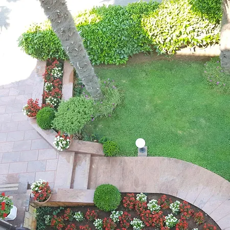 Spadici Mit 2 Schlafzimmern 300m Bis Zum