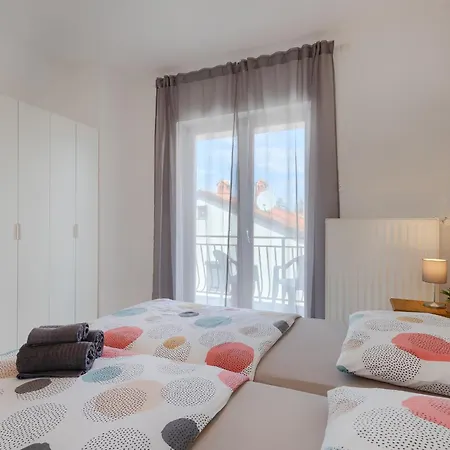 Apartman Spadici Mit 2 Schlafzimmern 300m Bis Zum