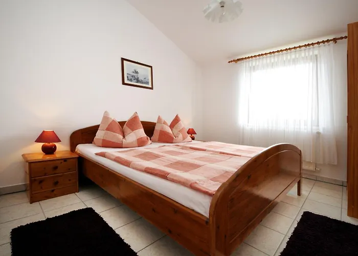 Apartamento Spadici Mit 2 Schlafzimmern 300m Bis Zum *