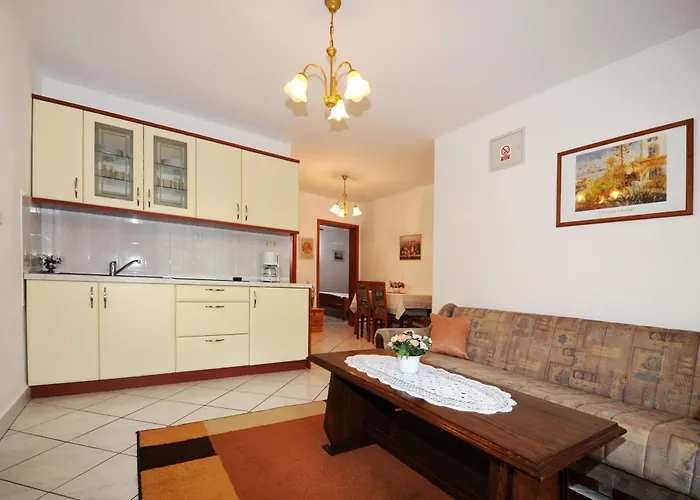 Spadici Mit 2 Schlafzimmern 300m Bis Zum Apartamento Poreč