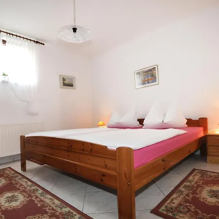 Spadici Mit 2 Schlafzimmern 300m Bis Zum *