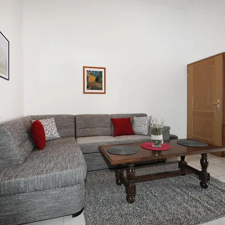 Apartment Spadici Mit 2 Schlafzimmern 300m Bis Zum Porec